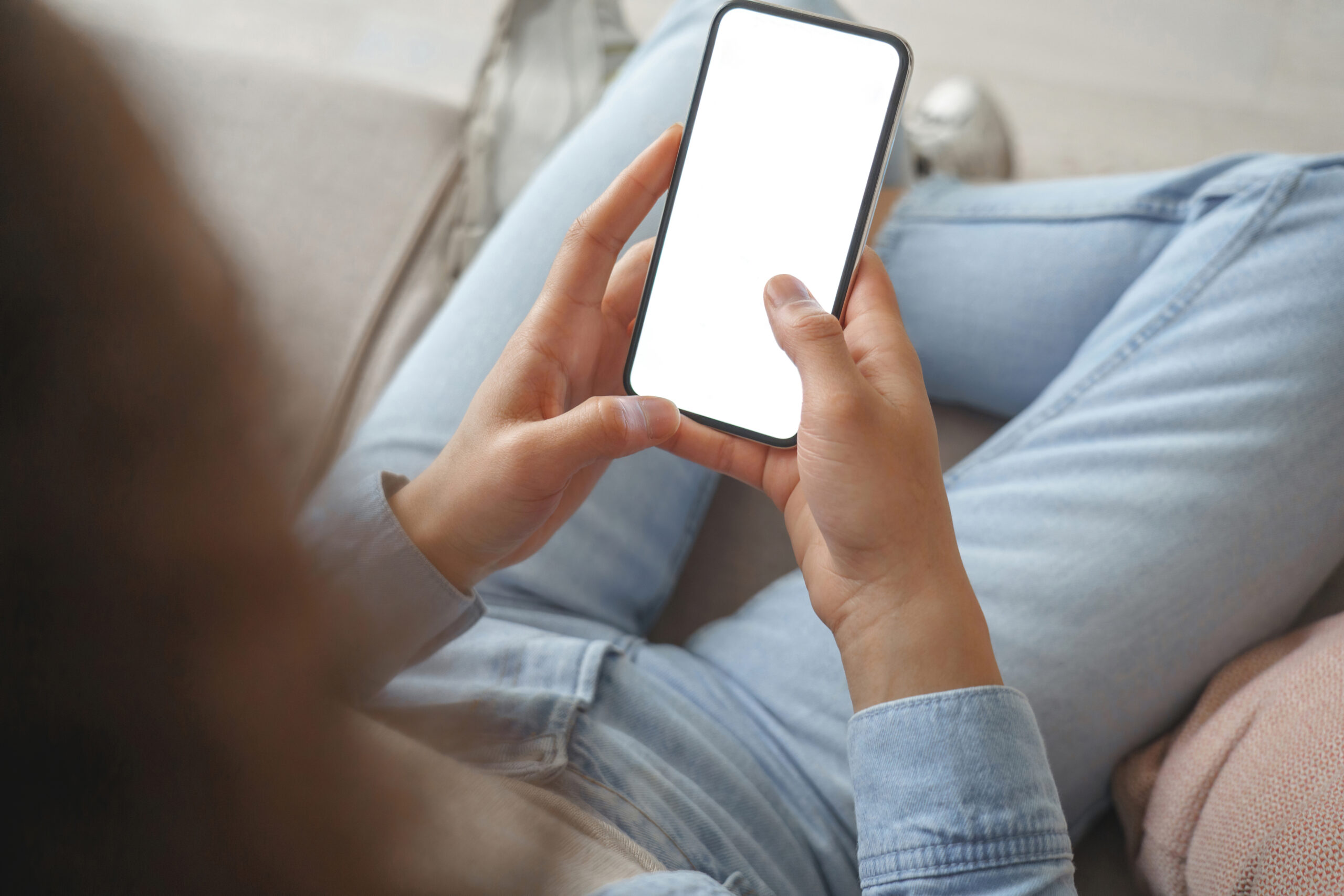 Interstitial glucose monitoring